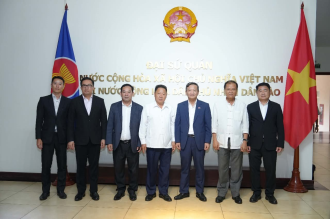 Vietnamese Ambassador Meets with Lao-Vietnamese Media to Strengthen Cooperation